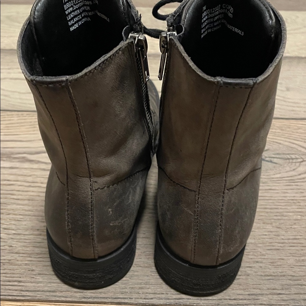 Women’s size 7 Born rustic grey lace up boots - Picture 6 of 12